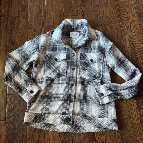 Boston Traders Black Plaid Shirt Jacket - Picture 2 of 6